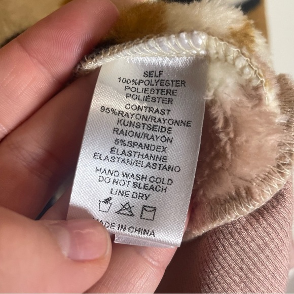 Anthropologie Sunday in Brooklyn Dayna Fuzzy Velour Top Pink Combo Camo XS - Picture 7 of 7